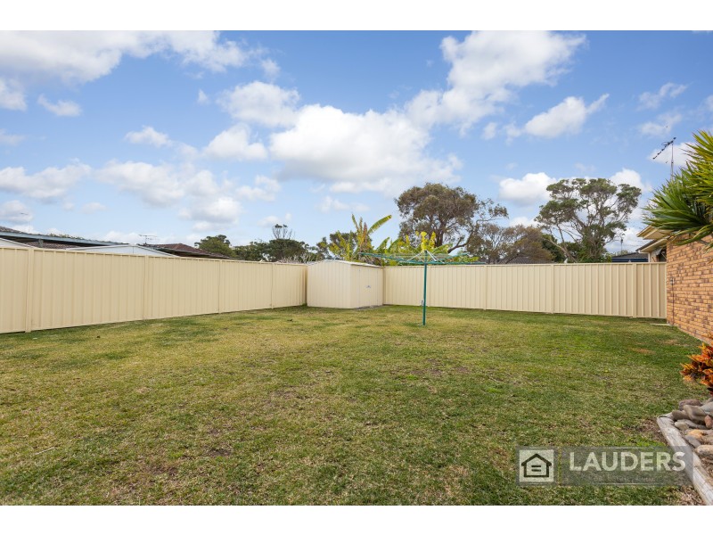 11 Cross Street, Old Bar NSW 2430