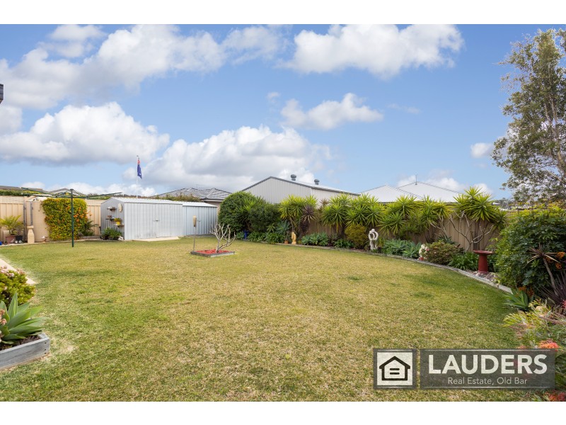 14 Yellowfin Avenue, Old Bar NSW 2430