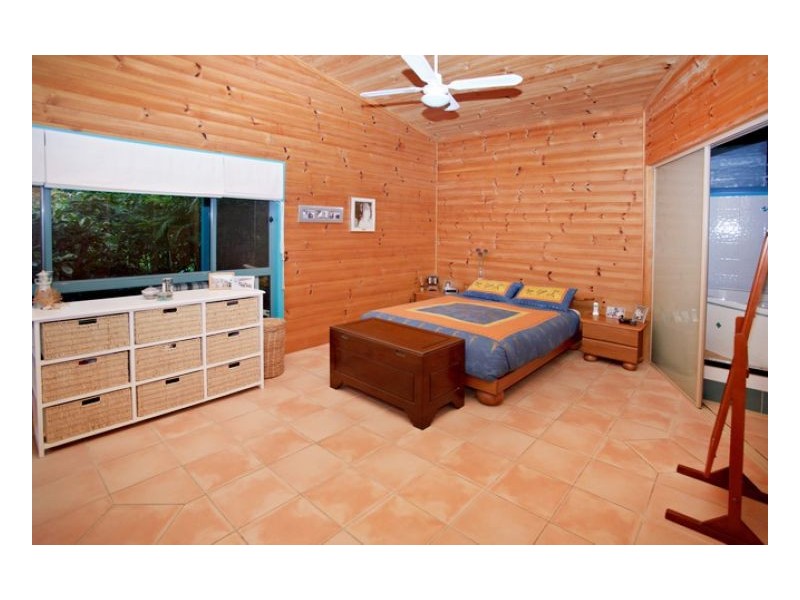 18 Connell Street, Old Bar NSW 2430