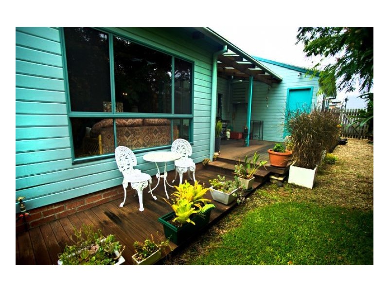 18 Connell Street, Old Bar NSW 2430