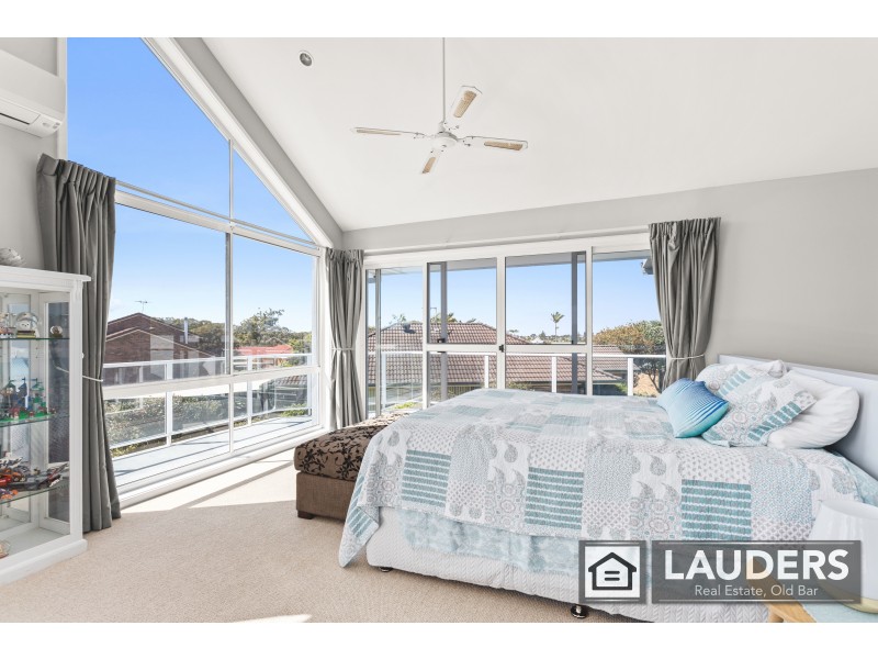 11 Laurina Close, Old Bar NSW 2430
