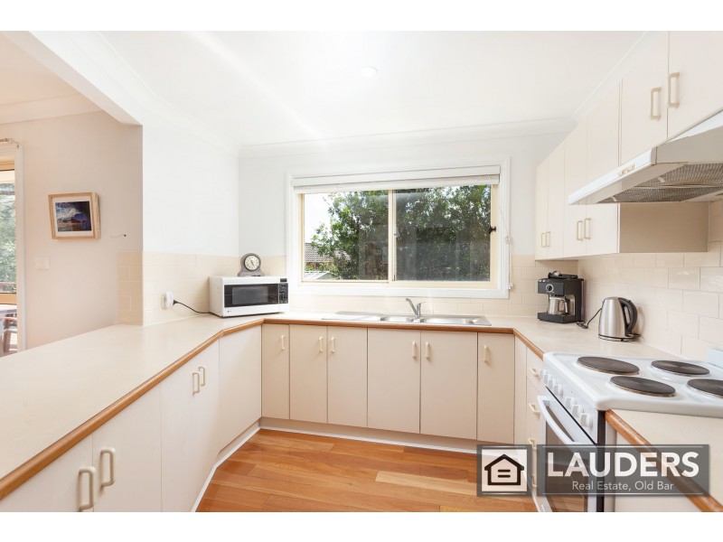 19B Molong Road, Old Bar NSW 2430