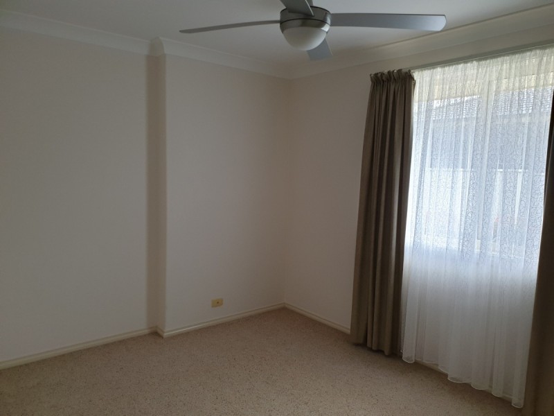 1/68 Old Bar Road, Old Bar NSW 2430