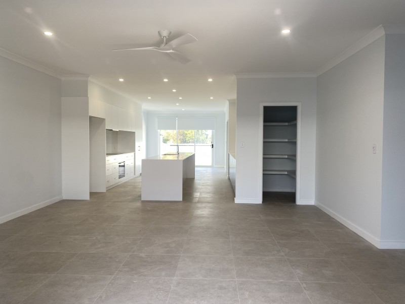 1 Bunyan Avenue, Old Bar NSW 2430