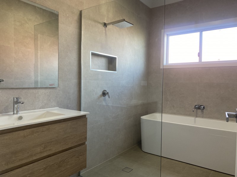 1 Bunyan Avenue, Old Bar NSW 2430