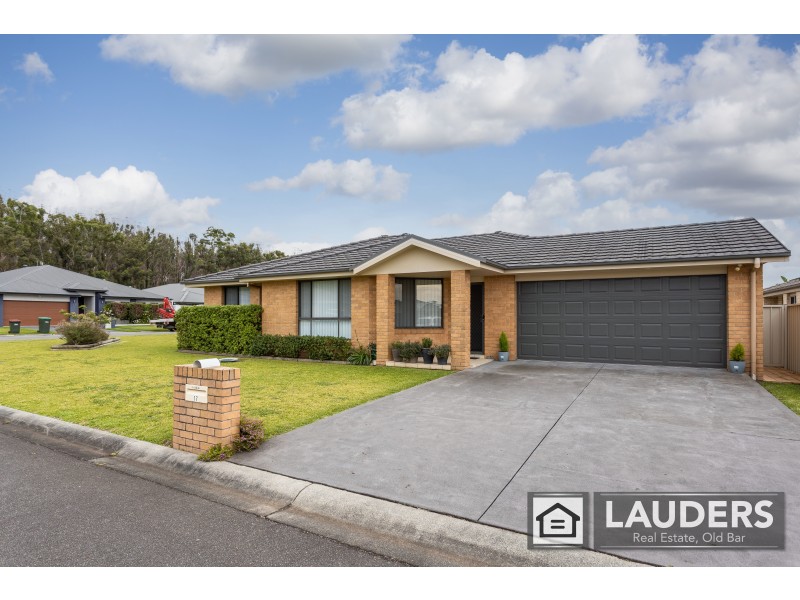 17 Flagtail Avenue, Old Bar NSW 2430