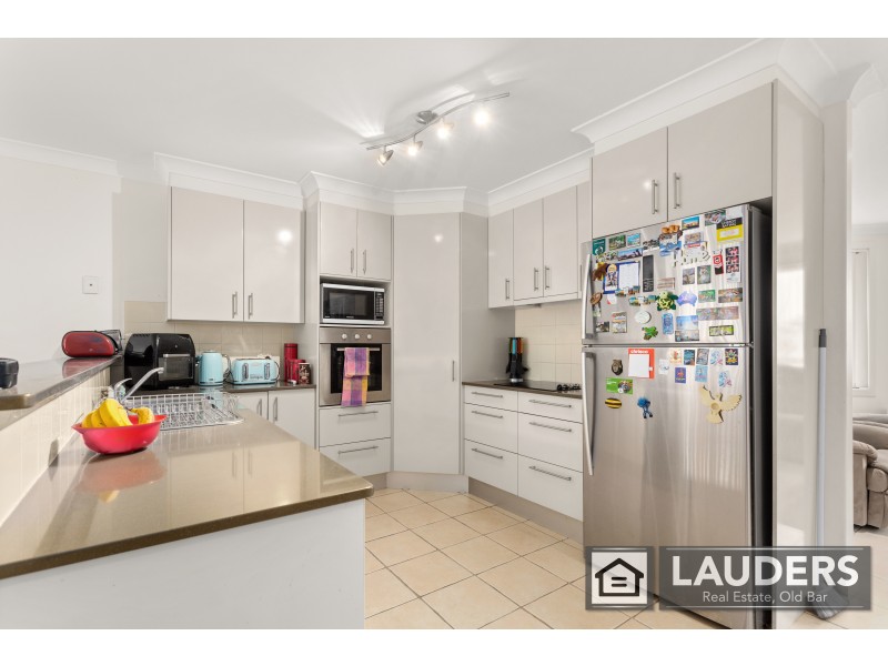 17 Flagtail Avenue, Old Bar NSW 2430