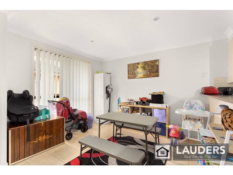 17 Flagtail Avenue, Old Bar NSW 2430