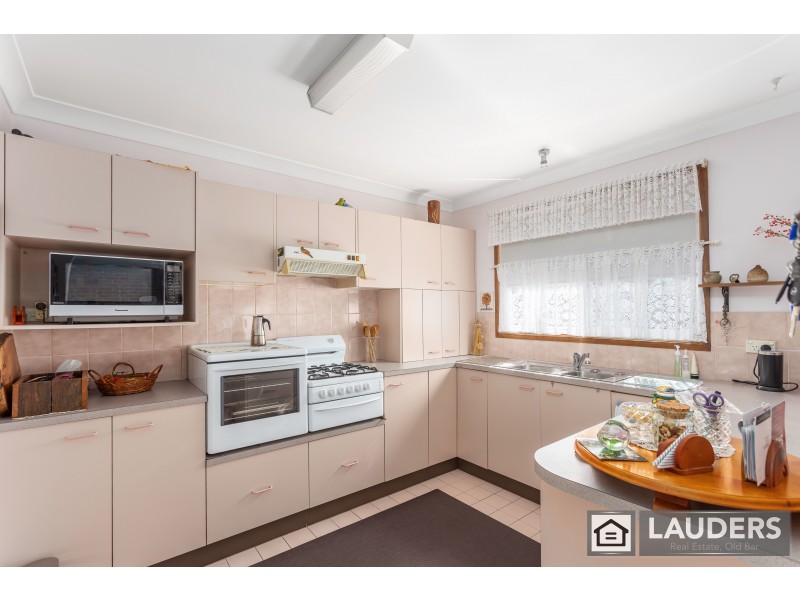 22 Joel Drive, Old Bar NSW 2430