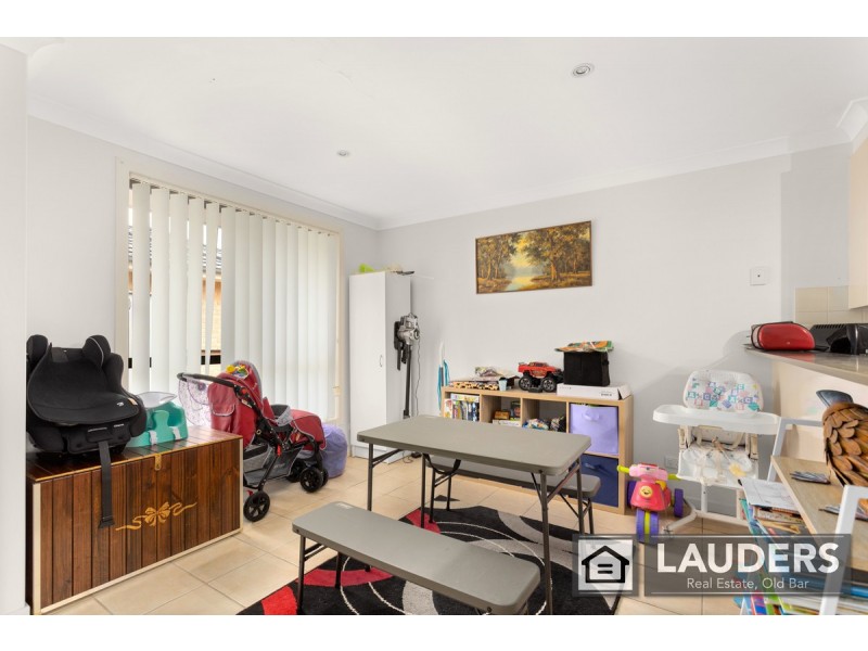 17 Flagtail Avenue, Old Bar NSW 2430