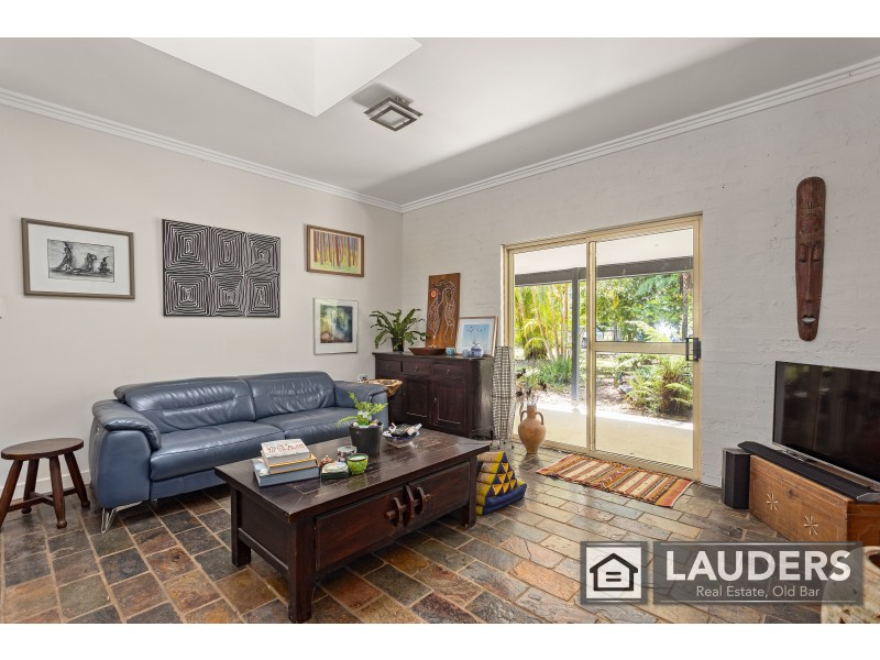 42 Jobsons Lane, Mitchells Island NSW 2430