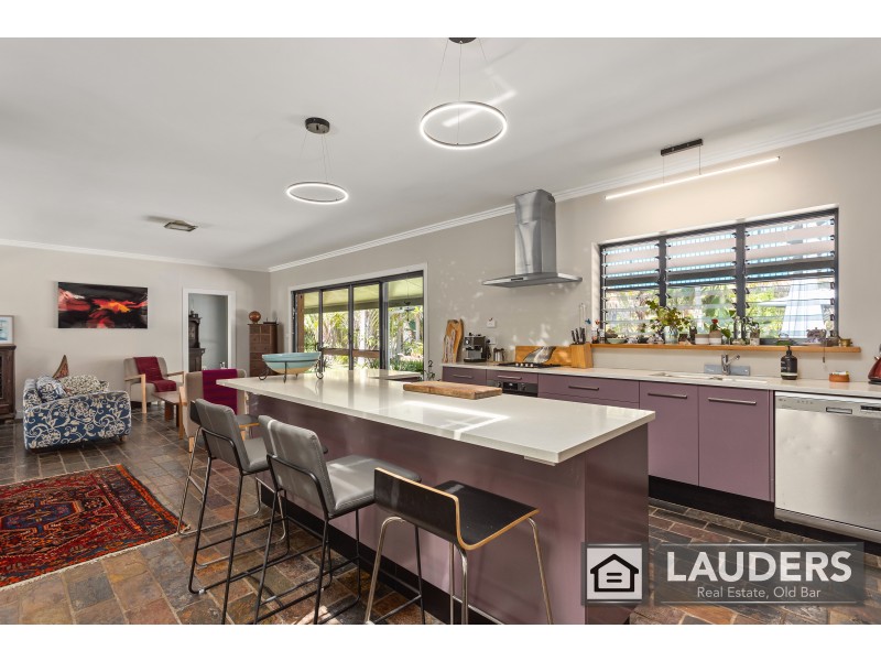 42 Jobsons Lane, Mitchells Island NSW 2430