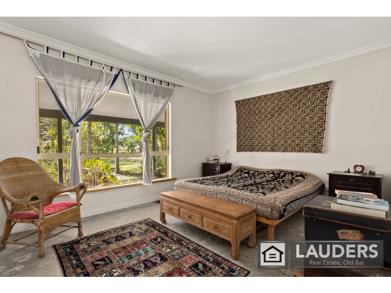 42 Jobsons Lane, Mitchells Island NSW 2430