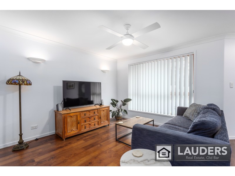 115 Waterman Street, Old Bar NSW 2430