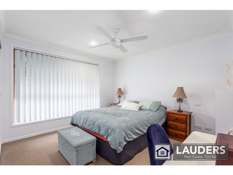 115 Waterman Street, Old Bar NSW 2430