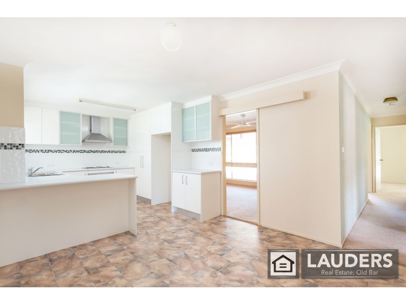 6 Suni Drive, Old Bar NSW 2430