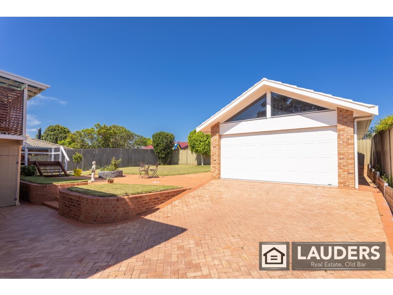 44 Molong Road, Old Bar NSW 2430