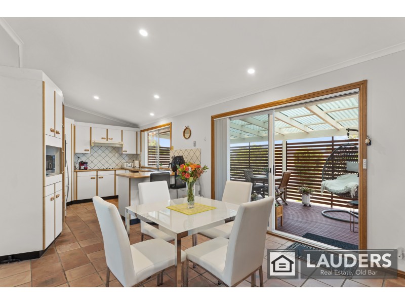 44 Molong Road, Old Bar NSW 2430