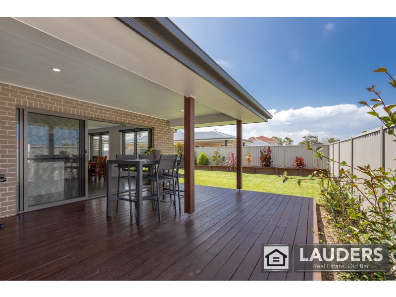 21 Bunyan Avenue, Old Bar NSW 2430
