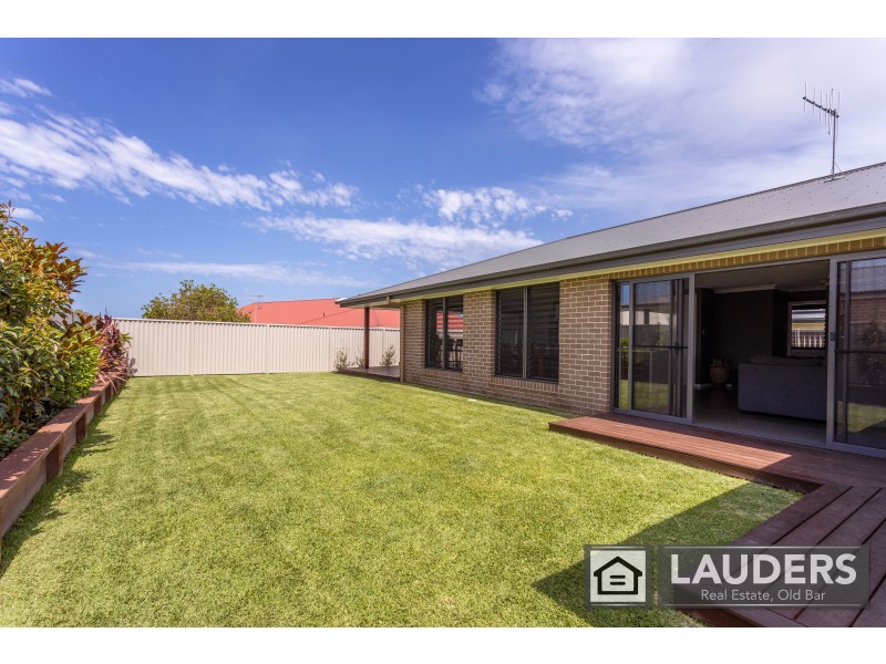 21 Bunyan Avenue, Old Bar NSW 2430