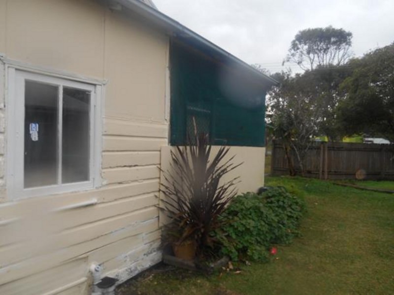 28 Old Bar Road, Old Bar NSW 2430