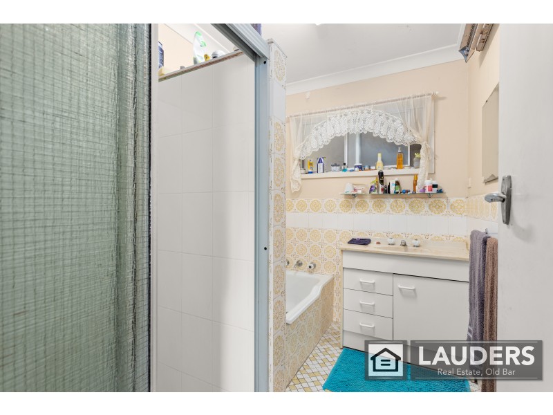 51 Richardson Street, Old Bar NSW 2430