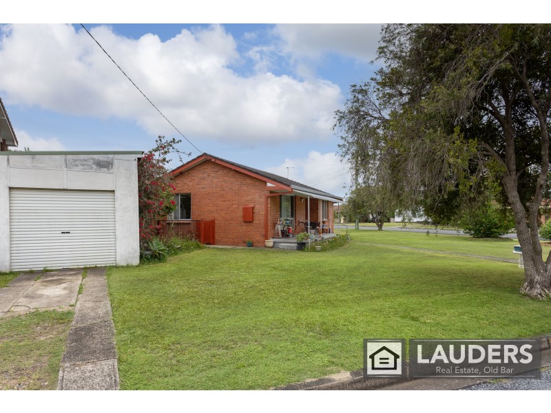 51 Richardson Street, Old Bar NSW 2430