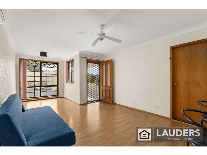 2/2 Kestrel Avenue, Old Bar NSW 2430