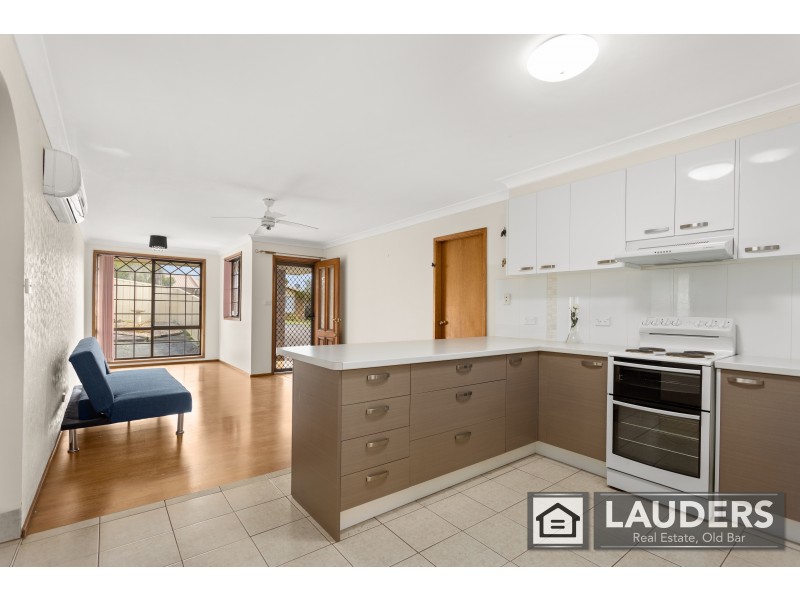 2/2 Kestrel Avenue, Old Bar NSW 2430