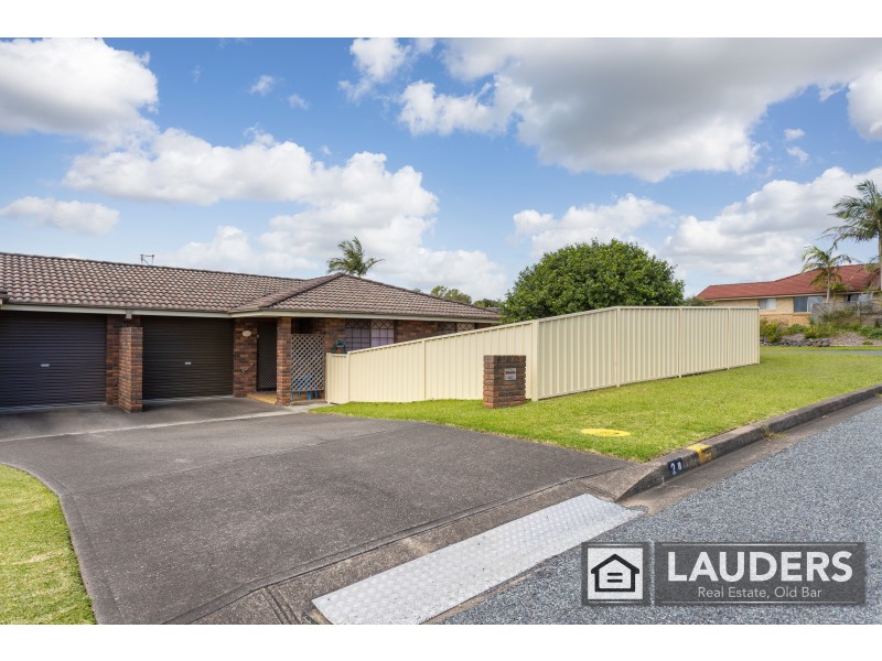 2/2 Kestrel Avenue, Old Bar NSW 2430
