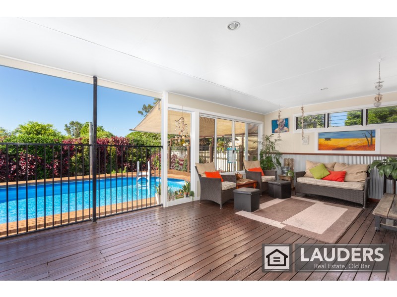 13 Belford Street, Old Bar NSW 2430