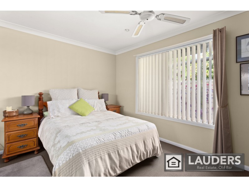 13 Belford Street, Old Bar NSW 2430