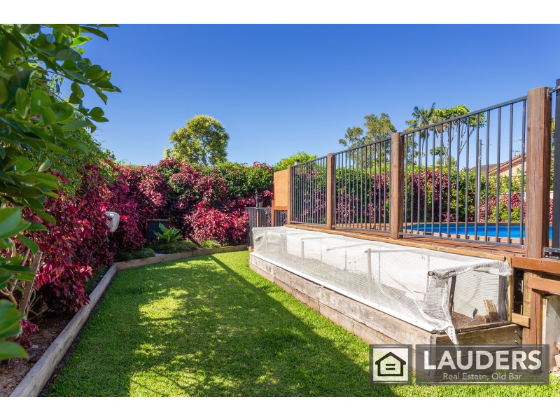 13 Belford Street, Old Bar NSW 2430