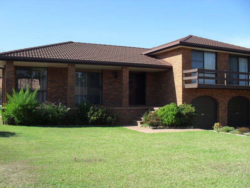 12 Suni Drive, Old Bar NSW 2430