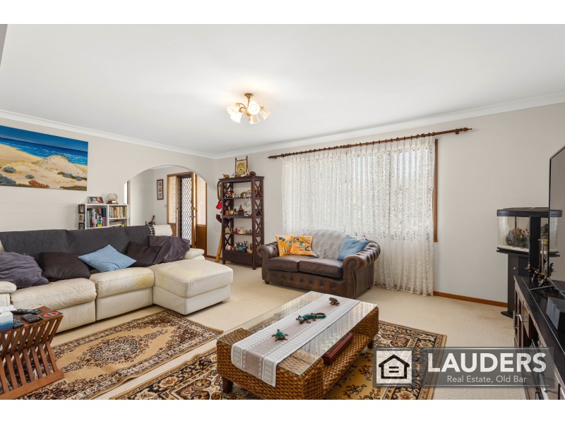 43 Gannet Crescent, Old Bar NSW 2430