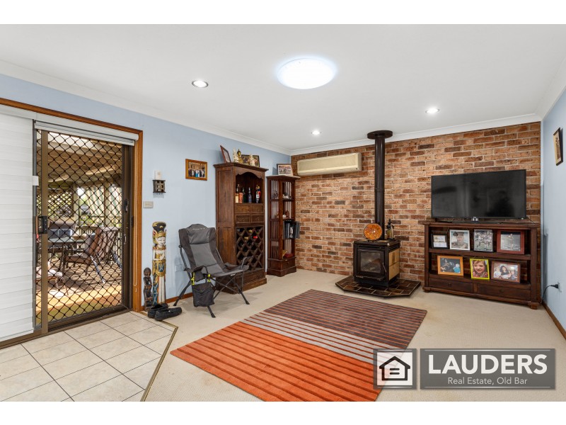 43 Gannet Crescent, Old Bar NSW 2430