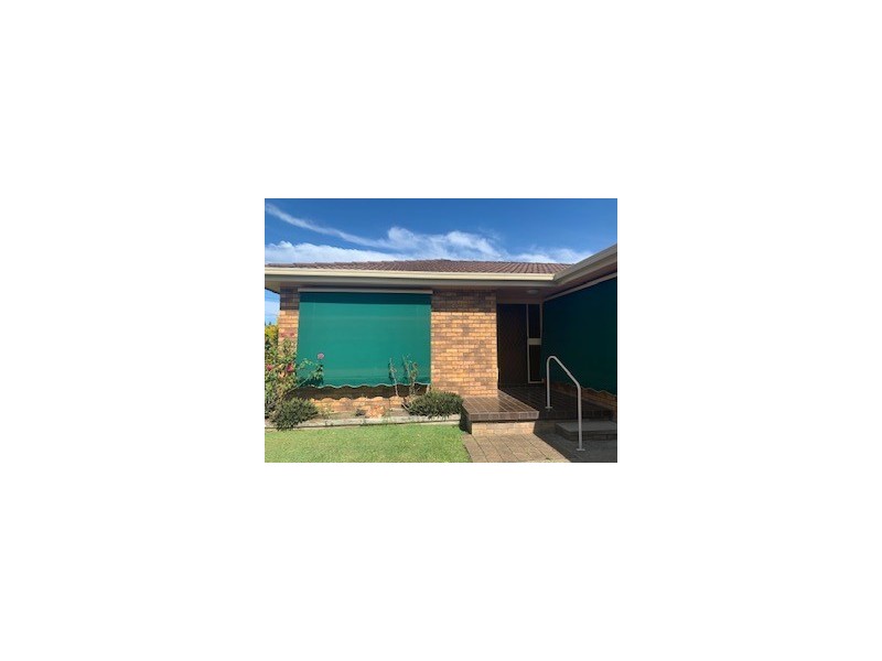 11 Richardson Street, Old Bar NSW 2430