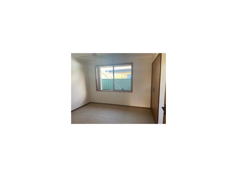 11 Richardson Street, Old Bar NSW 2430