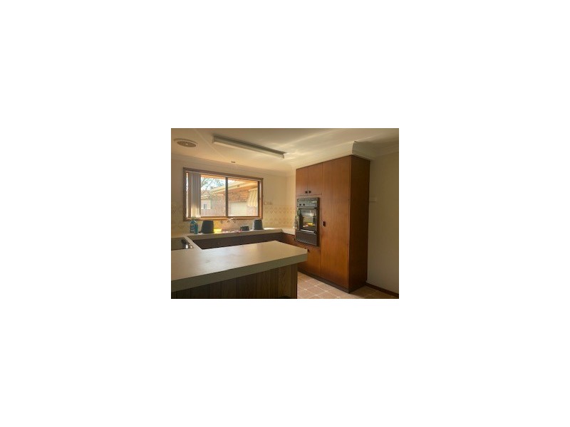 11 Richardson Street, Old Bar NSW 2430