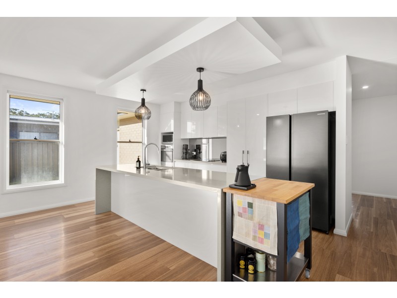 11 Howard Street, Wallabi Point NSW 2430