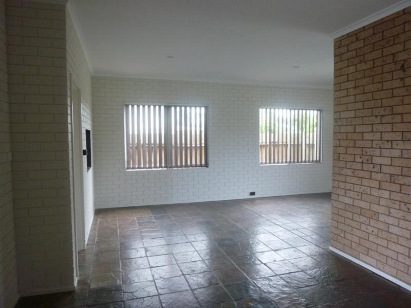 9B Kolang Street, Old Bar NSW 2430