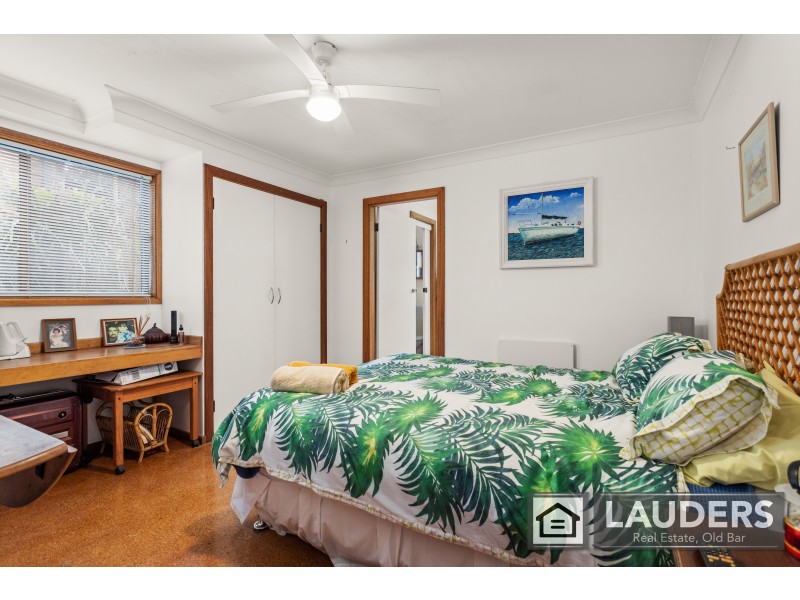 33 Ocean Drive, Wallabi Point NSW 2430