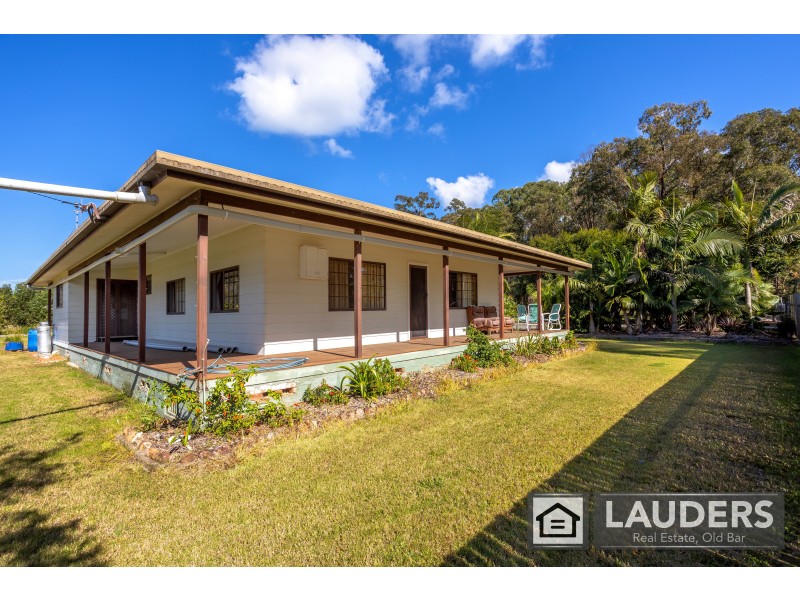 552 Old Bar Road, Old Bar NSW 2430