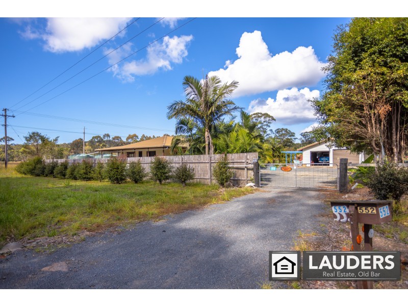 552 Old Bar Road, Old Bar NSW 2430