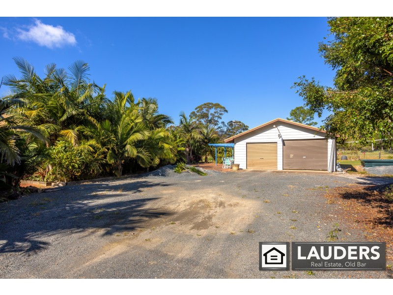 552 Old Bar Road, Old Bar NSW 2430