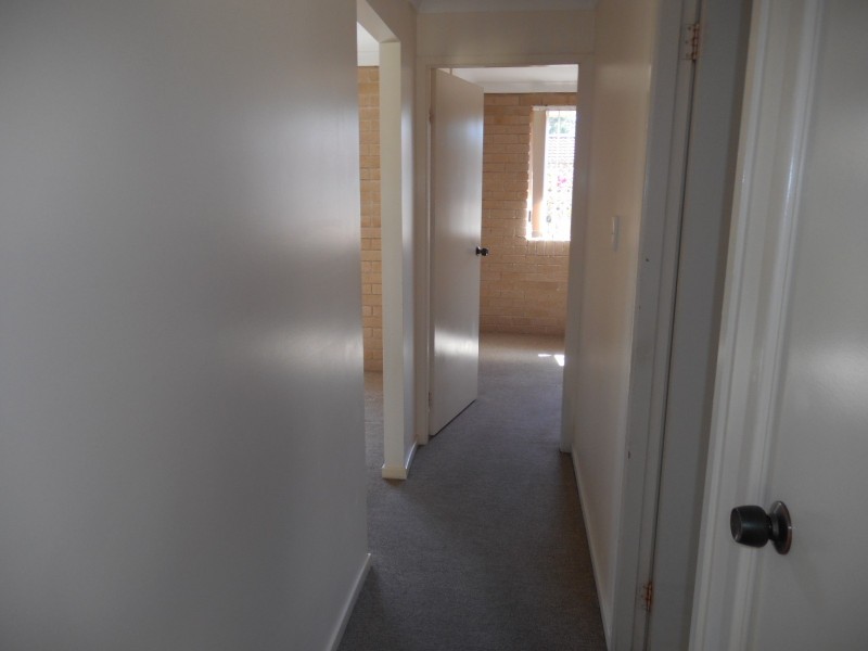 4/31 Clerke Street, Old Bar NSW 2430