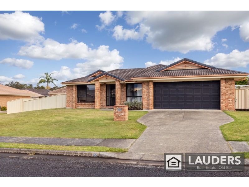 4 Ivy Crescent, Old Bar NSW 2430