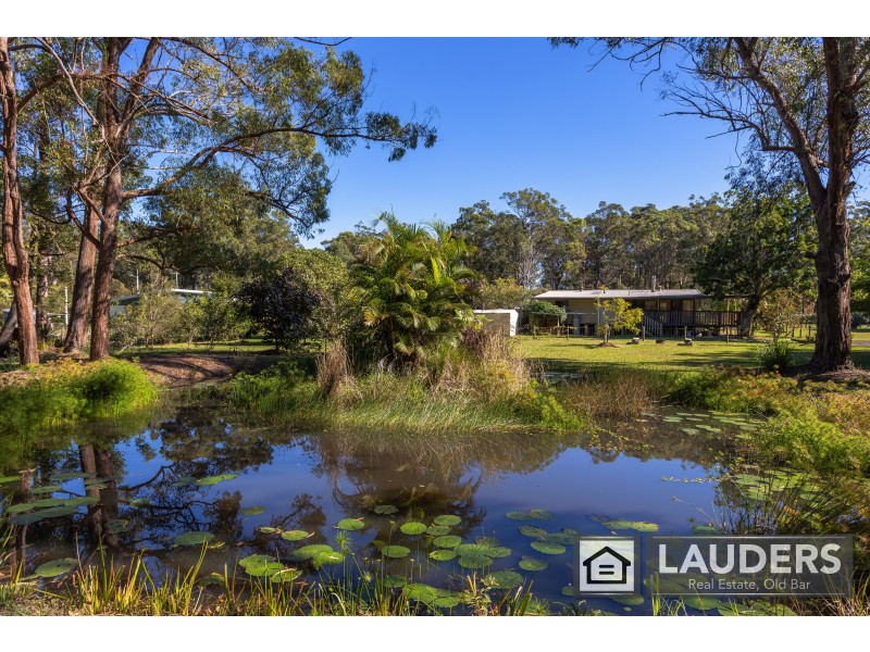 136 Heron Road, Old Bar NSW 2430