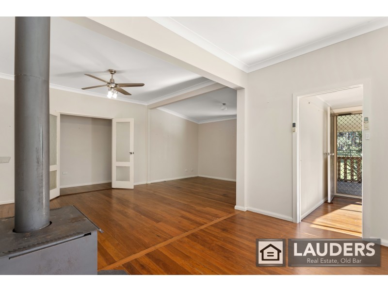 136 Heron Road, Old Bar NSW 2430