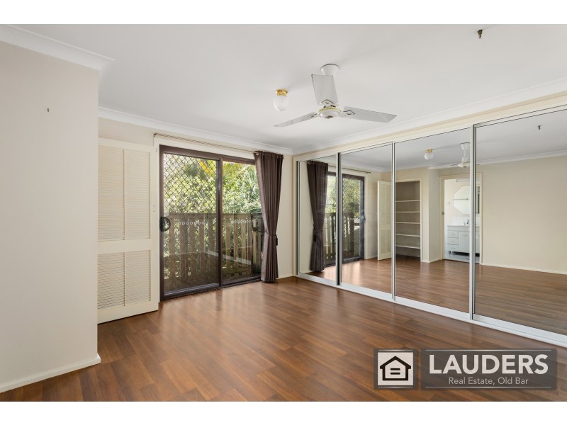 136 Heron Road, Old Bar NSW 2430